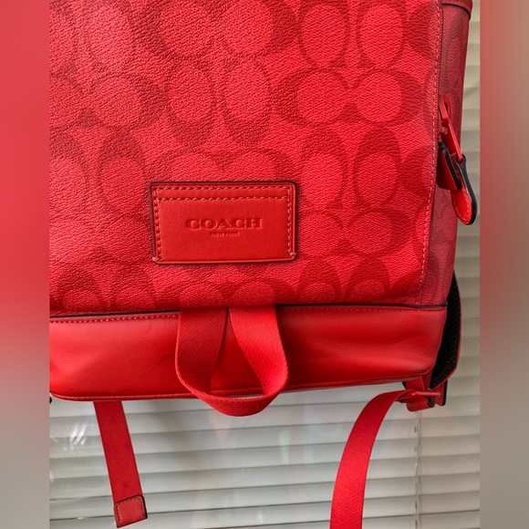 Coach Track Backpack in Signature Canvas Miami Red - Picture 9 of 10